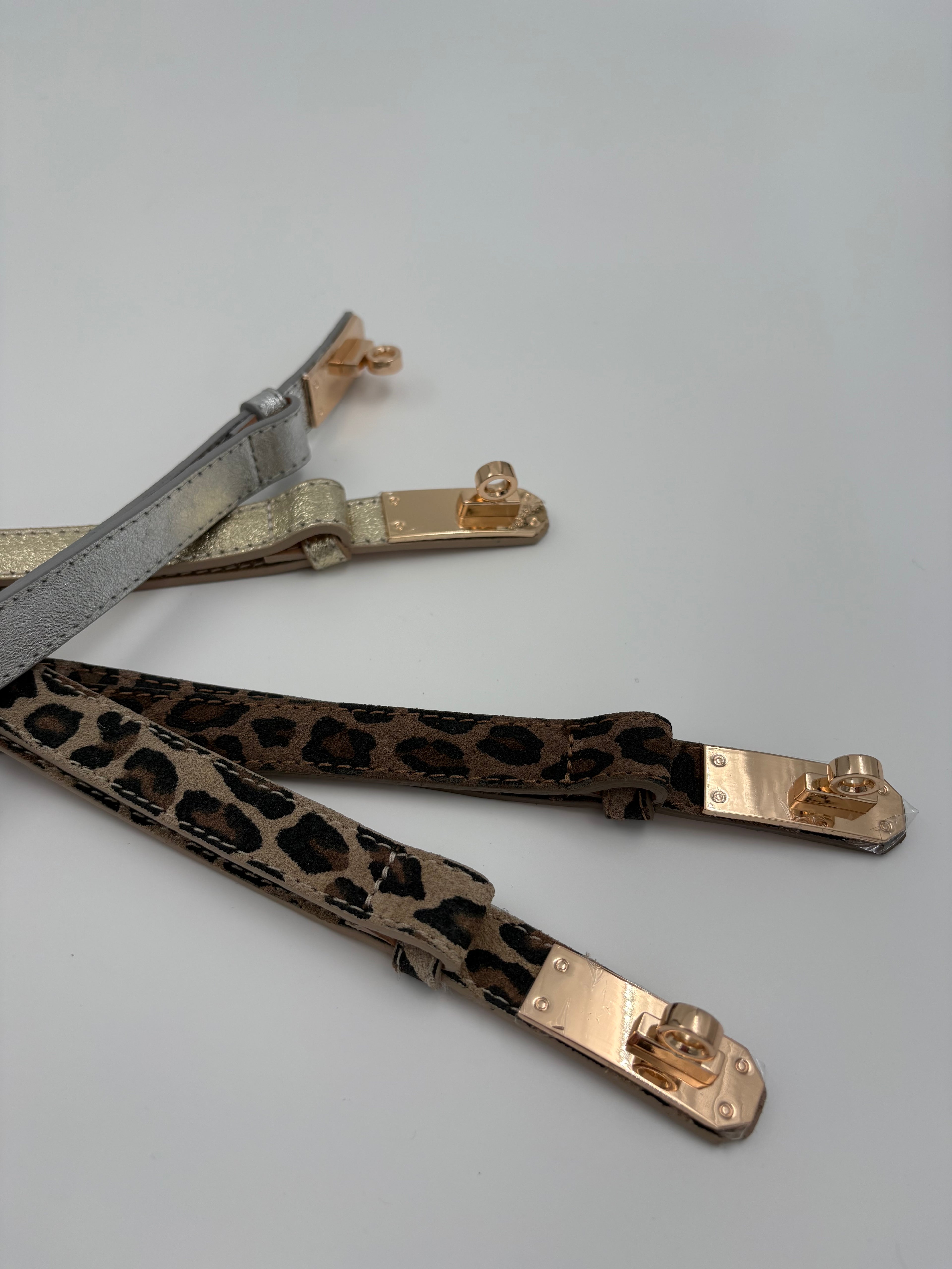 Vyö naisille, 62-112cm, kaunis solki