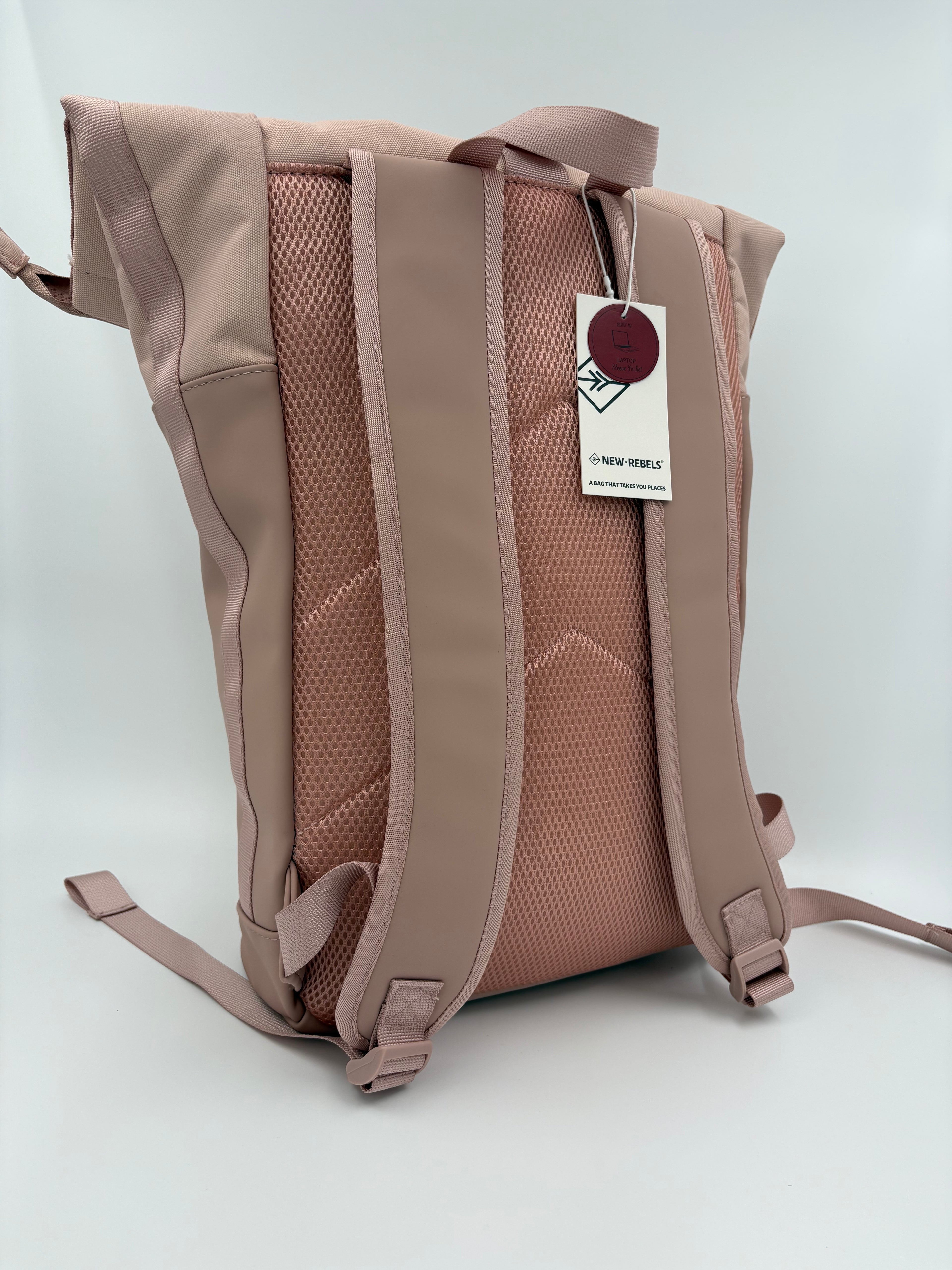 New Rebels Kumipintainen iso reppu