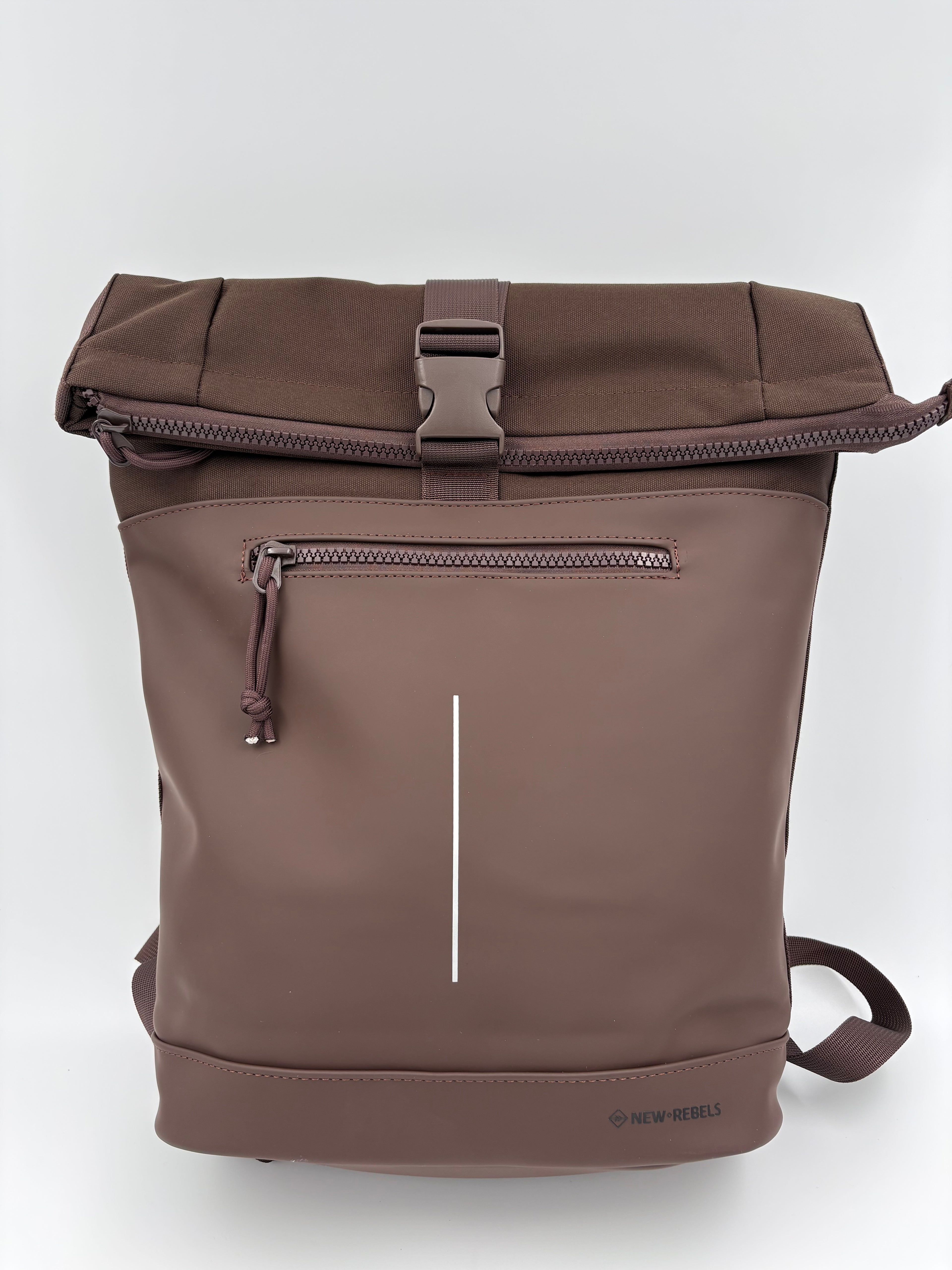New Rebels Kumipintainen iso reppu