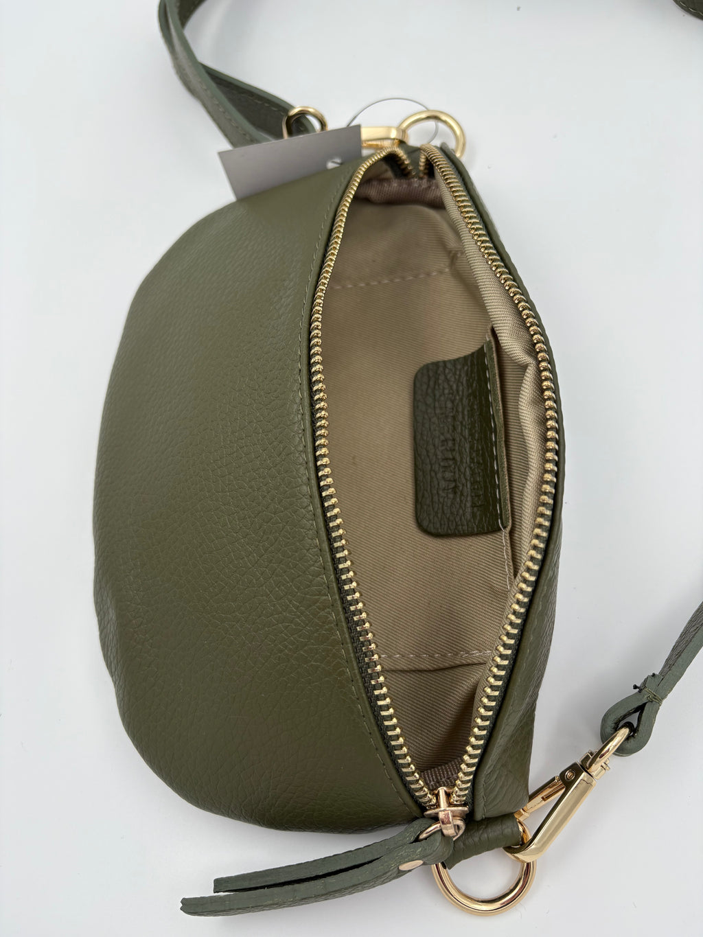 Nahkainen vyölaukku