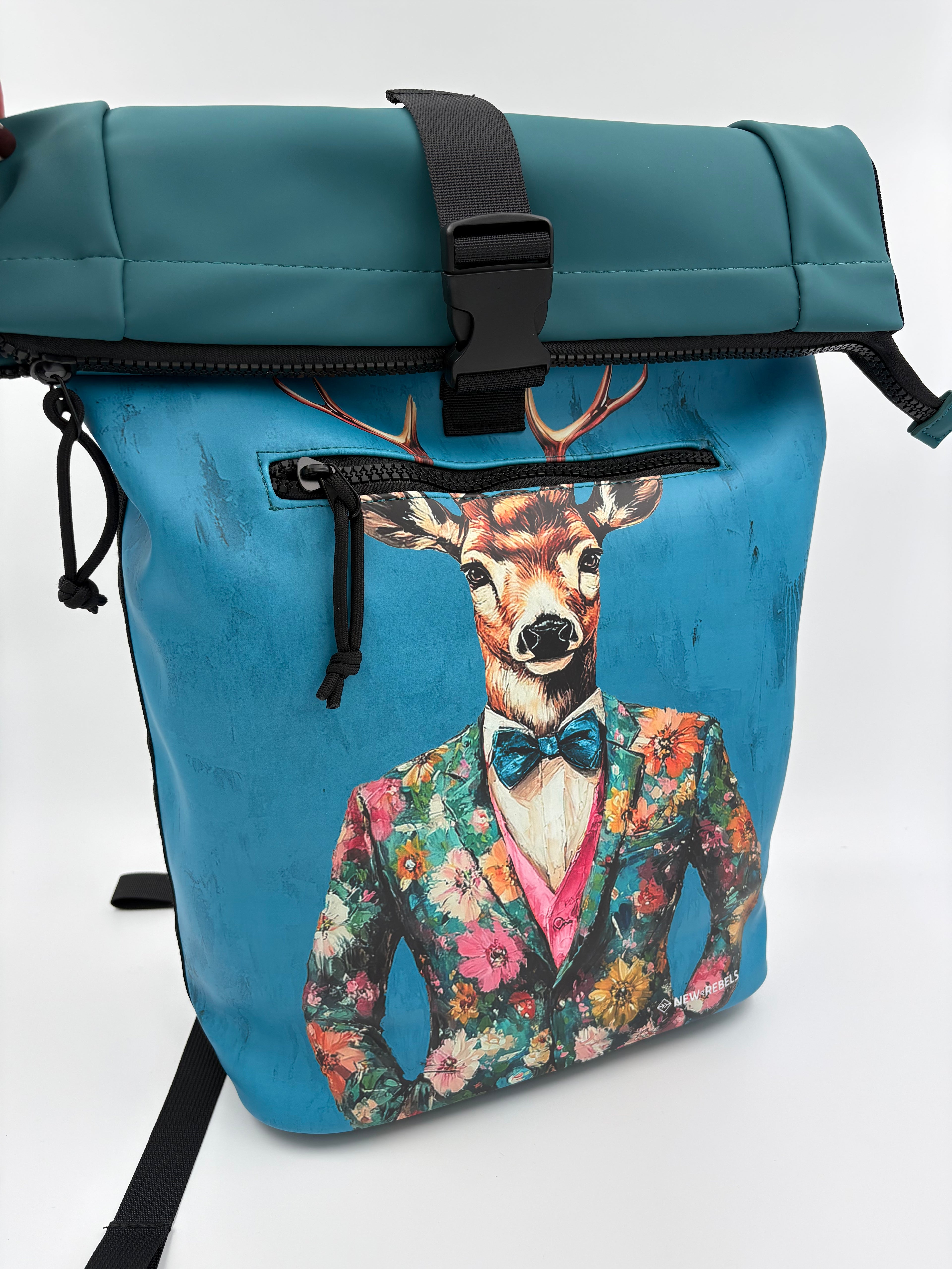 New Rebels Kumipintainen iso reppu